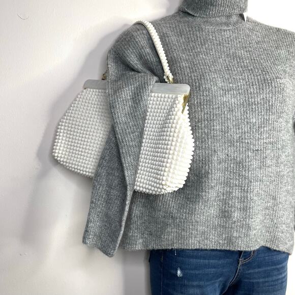 Vintage La Regale White Plastic Pearl Beaded Handbag Purse 60s Regency MCM - Picture 14 of 14